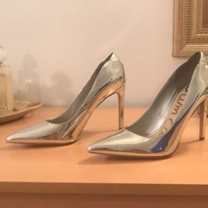 Sam Edelman chrome silver pointed toe heel 8.5